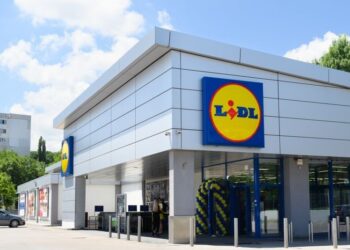 Lidl постига устойчив напредък при целите за пластмасата