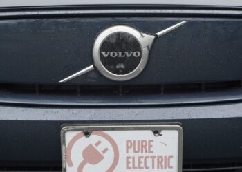 Volvo напуска ACEA заради различия в екологичните цели