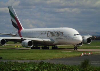 Emirates ще извършва полети, използвайки 100% устойчивo авиационно гориво
