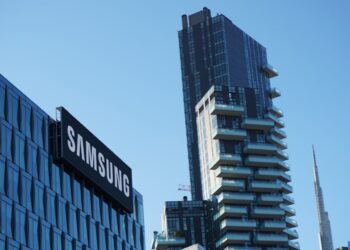 Samsung ще инвестира $5 милиарда за постигане на нулеви емисии