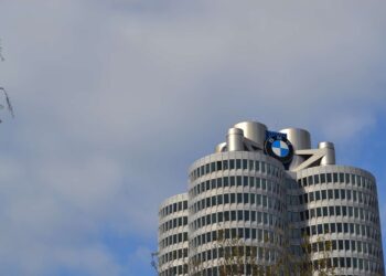 BMW ще използва нисковъглероден алуминий за производството на автомобили