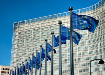 ЕС прие нов регламент за нулеви емисии от нови автомобили до 2035 г.