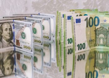 Адвокати и консултанти ще спечелят милиарди от изискванията за оповестяване