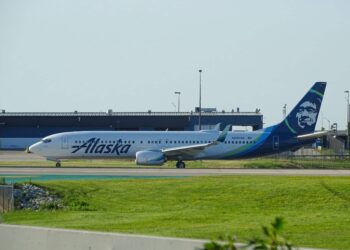 Устойчиво авиационно гориво от CO2 събира Microsoft, Alaska Airlines и Twelve в сътрудничество