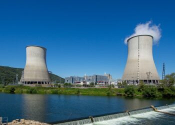Европейците не приемат газа и атомната енергия за „зелени“