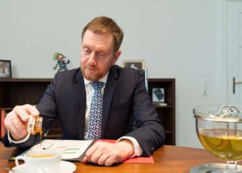 Премиерът на Саксония обвинява САЩ за лошото състояние на соларната индустрия