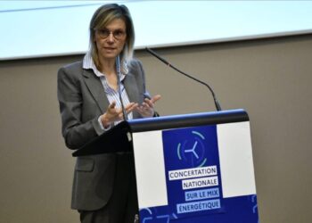 Франция готви проектозакон за енергиен суверенитет с акцент върху ядрената енергия