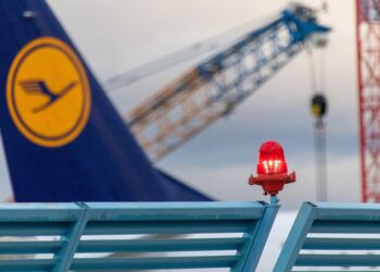 Забраниха реклами на Lufthansa, Air France-KLM и Etihad Airways заради подвеждащи еко твърдения
