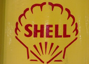 Shell съди Greenpeace за 2 милиона евро