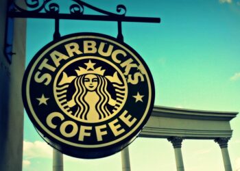 Съдят Starbucks заради нарушения на човешките права