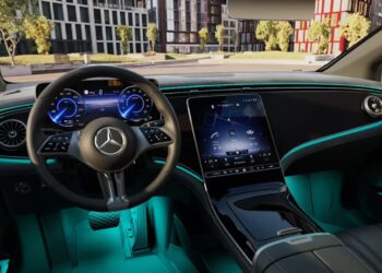 Глобиха Mercedes с $7,6 млн. за подвеждащи твърдения за EV батерии