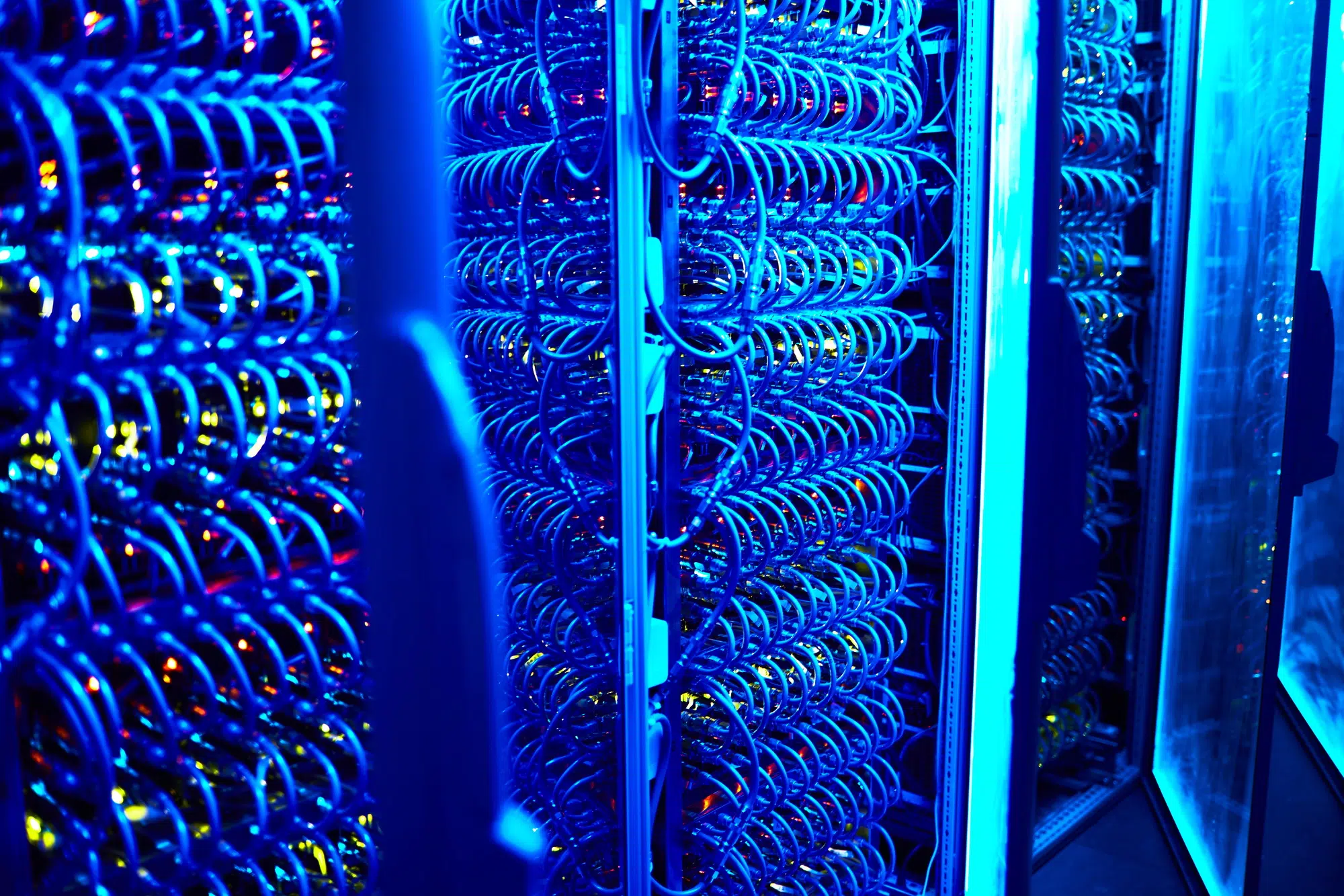 Китай изпитва трудности в използването на зелена енергия в проекти с AI